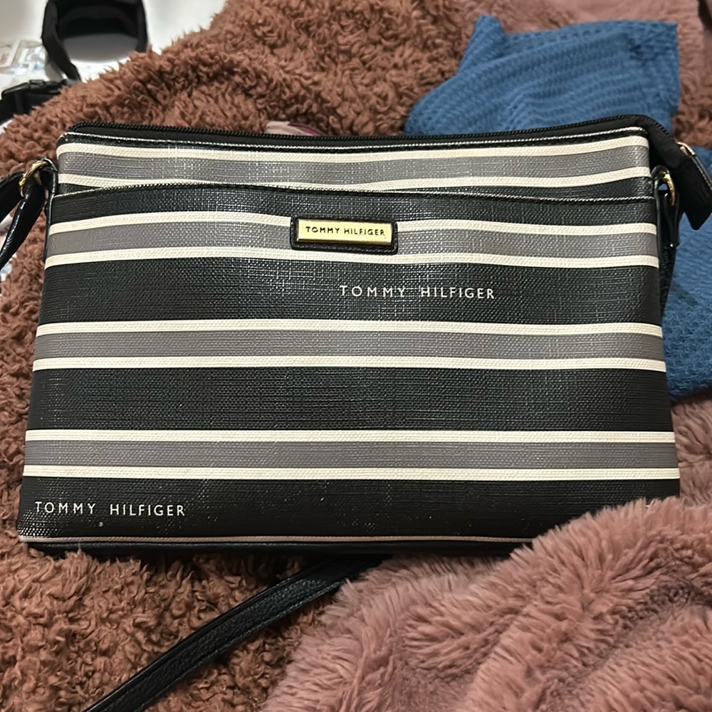 tommy hilfiger!!!!